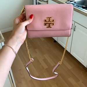 Tory Burch Britten chain wallet